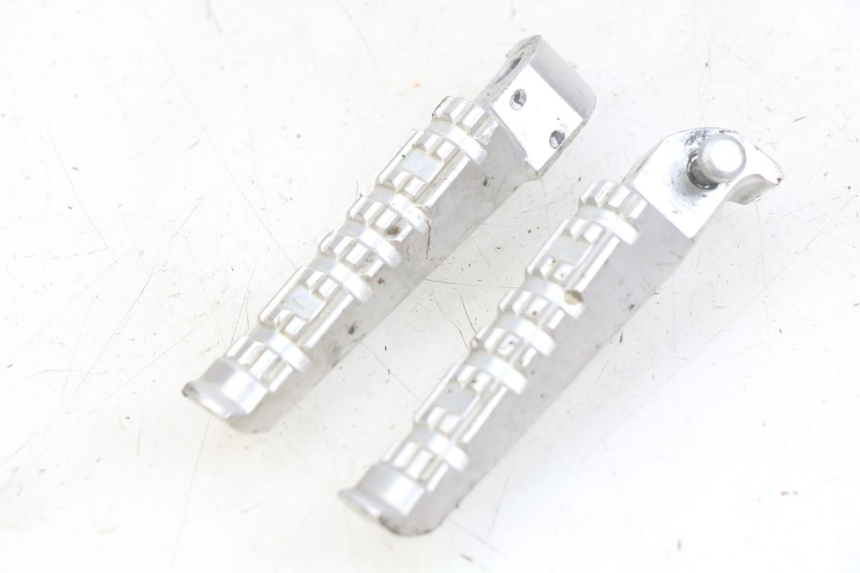 photo de PAIA DI PEDANE POSTERIORI YAMAHA X-MAX XMAX 125 (2010 - 2014)