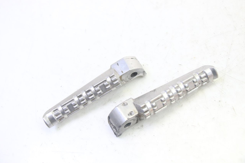 photo de PAIA DI PEDANE POSTERIORI YAMAHA X-MAX XMAX 125 (2010 - 2014)