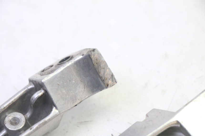 photo de PAIA DI PEDANE POSTERIORI YAMAHA X-MAX XMAX 125 (2010 - 2014)