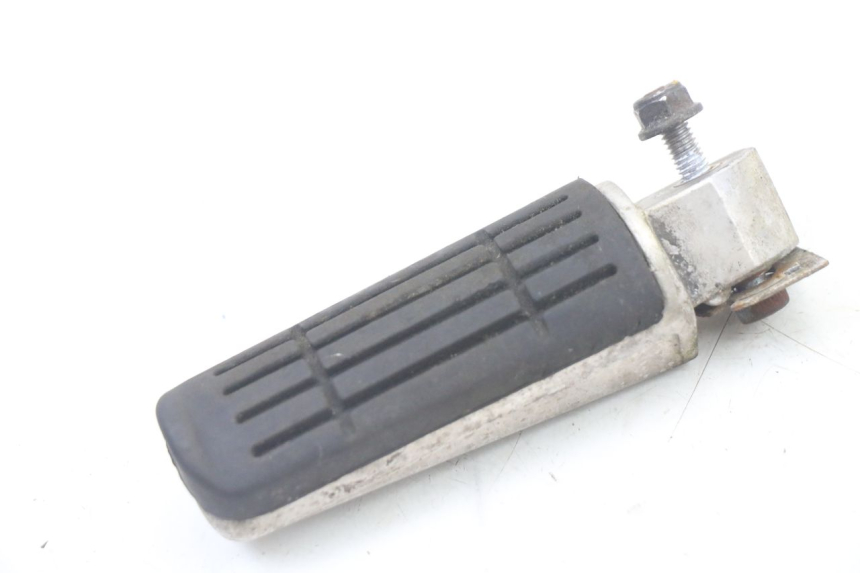photo de PEDANA POSTERIORE YAMAHA FZ6 FAZER S2 600 (2007 - 2011)