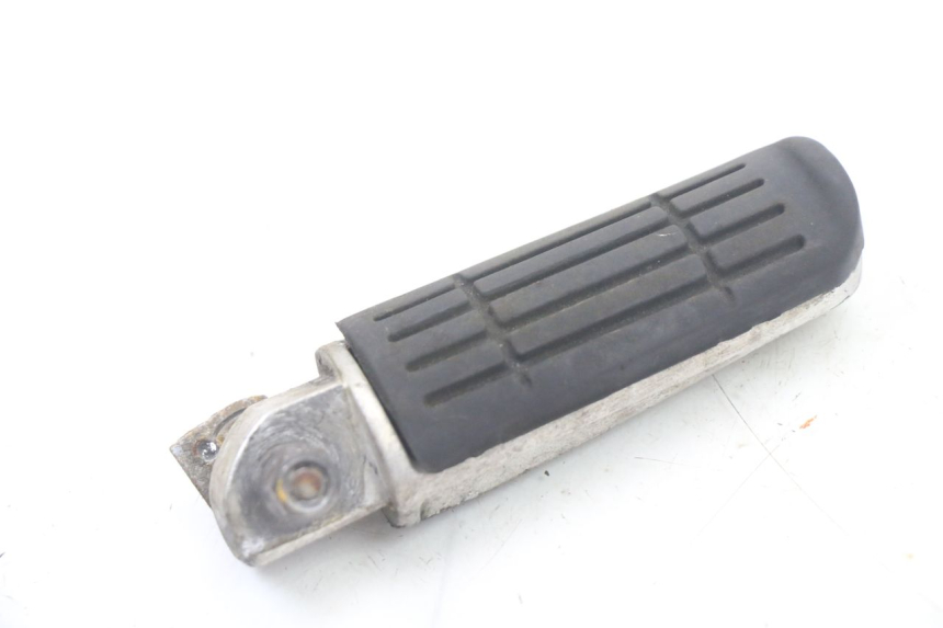 photo de PEDANA POSTERIORE YAMAHA FZ6 FAZER S2 600 (2007 - 2011)