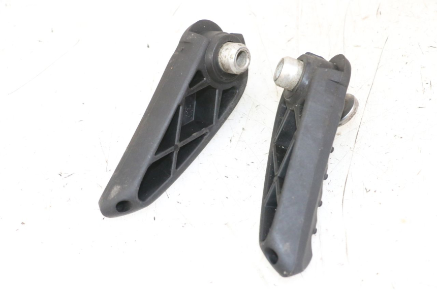 photo de PAIA DI PEDANE POSTERIORI YAMAHA NEOS NEO'S 4T 50 (2008 - 2016)