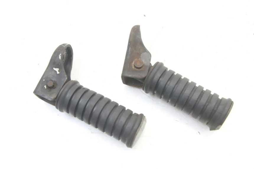 photo de PAIA DI PEDANE POSTERIORI YAMAHA SR 125 (1982 - 2003)