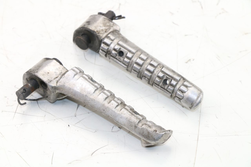 photo de COPPIA PEDANE POSTERIORI YAMAHA XJN DIVERSION 600 (2000 - 2003)