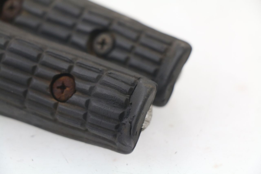 photo de COPPIA PEDANE POSTERIORI YAMAHA XJN XJ N DIVERSION 600 (1994 - 1997)