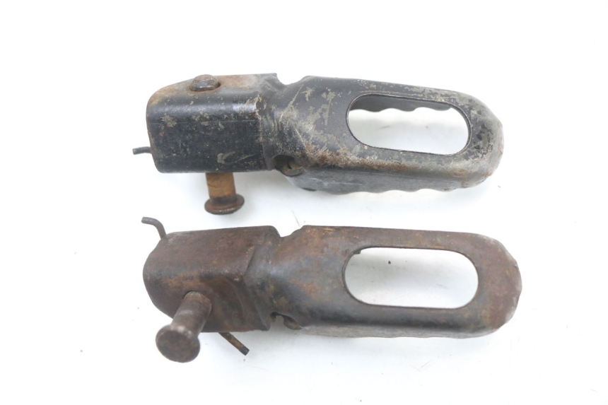 photo de PEDANA ANTERIORE YAMAHA DTLC 125 (1982 - 1987)