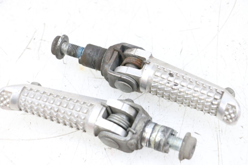 photo de PEDANA ANTERIORE SUZUKI GSXR GSX-R 1000 (2003 - 2004) - Vista d'insieme del prodotto