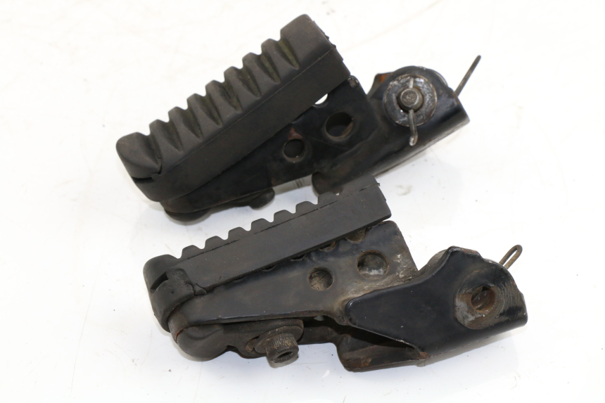 photo de COPPIA PEDANE ANTERIORI HONDA CLR CITYFLY 125 (1998 - 2003)