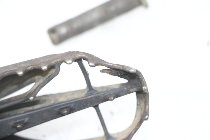 photo de PEDANA ANTERIORE KAWASAKI KX F KXF 450 (2009 - 2011)
