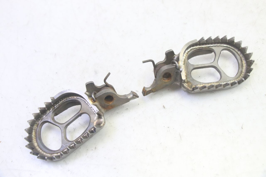 photo de PEDANA ANTERIORE KAWASAKI KXF KX-F 250 (2017 - 2019) - Vista principale