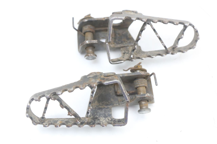 photo de PEDANA ANTERIORE YCF PIT BIKE 125 (2010 - 2018)