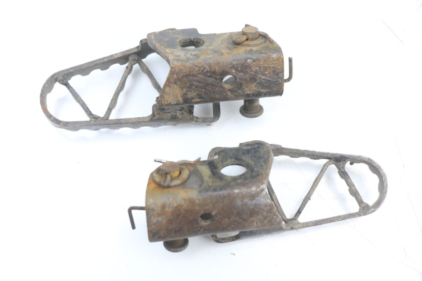 photo de PEDANA ANTERIORE YCF PIT BIKE 125 (2010 - 2018)