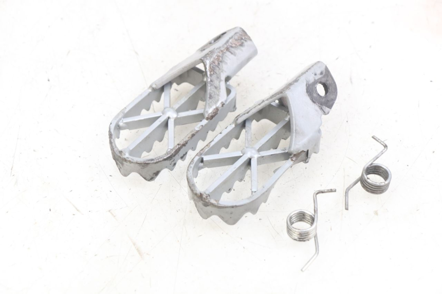 photo de PAIA DI PEDANE ANTERIORI YCF R-START 125