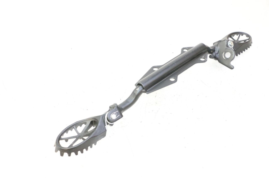 photo de PAIA DI PEDANE ANTERIORI APOLLO RFZ 125