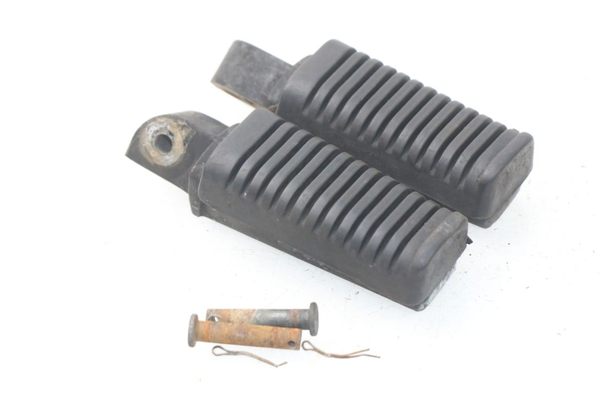 photo de COPPIA PEDANE ANTERIORI MASH SEVENTY FIVE 125 (2013 - 2021) - Altra angolazione