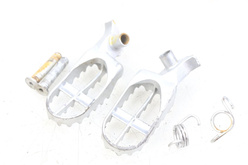 photo de PAIA DI PEDANE ANTERIORI GAS-GAS SM ROOKIE 50 (2001 - 2005)