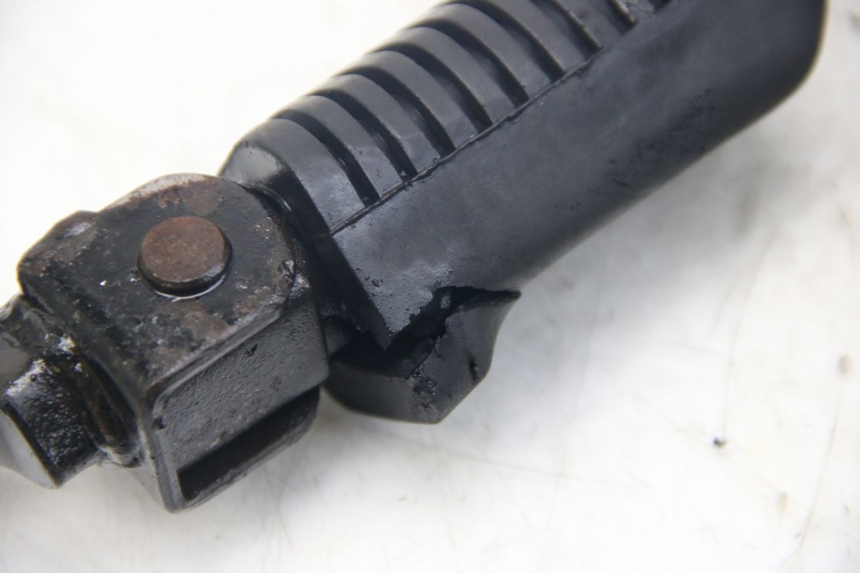 photo de PAIA DI PEDANE ANTERIORI YAMAHA SR 125 (1982 - 2003)