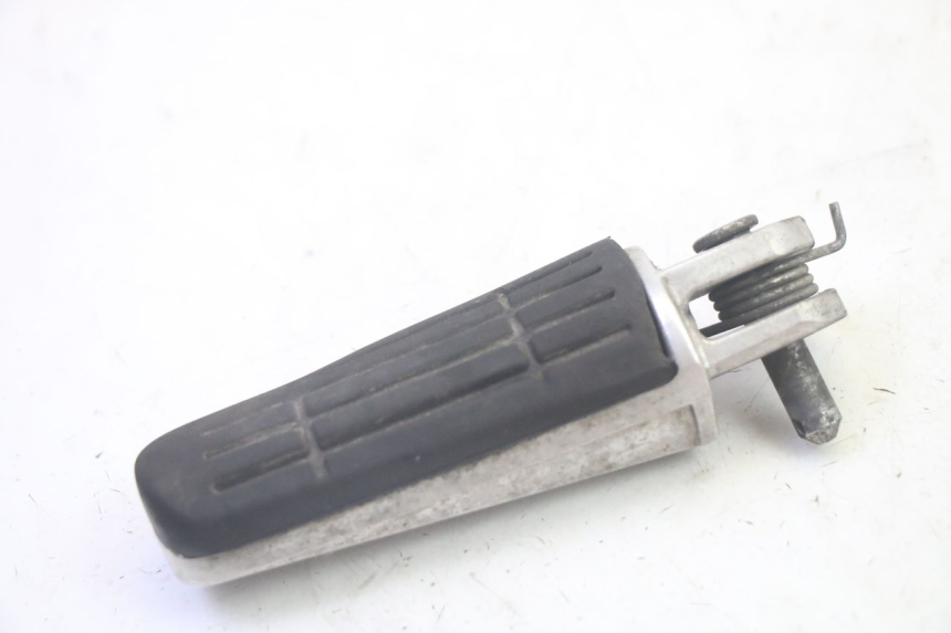photo de PEDANA ANTERIORE YAMAHA TDM ABS 900 (2002 - 2014) - Dettaglio del componente