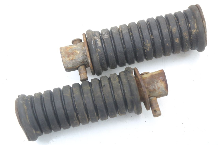 photo de PEDANA ANTERIORE SUZUKI TS X 80 (1984 - 1988)