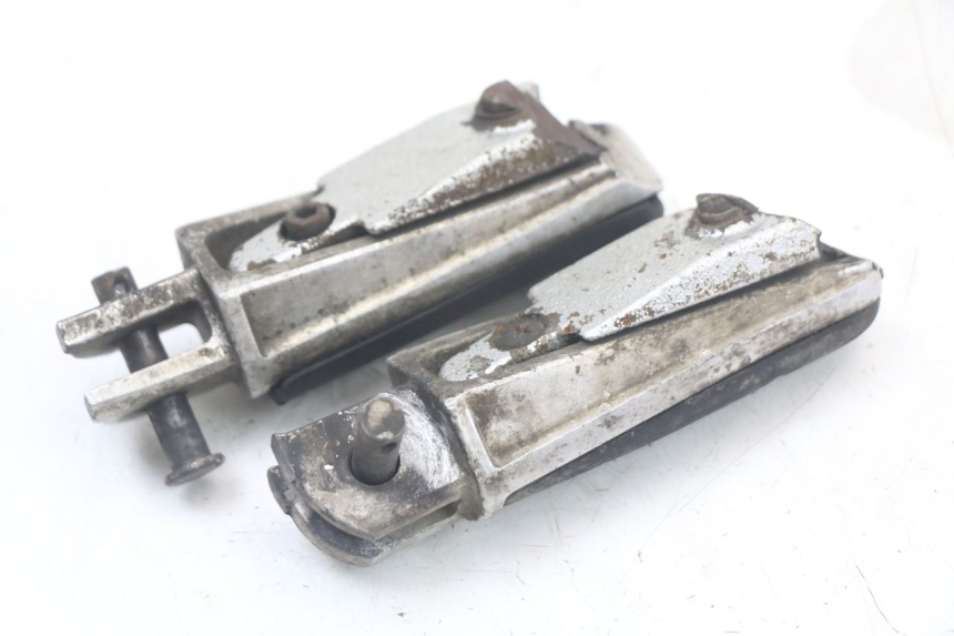 photo de PAIA DI PEDANE ANTERIORI YAMAHA FJR ABS 1300 (2006 - 2012)
