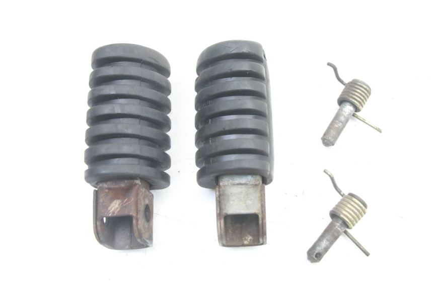 photo de PAIA DI PEDANE ANTERIORI YAMAHA PW 80 (1983 - 2014)