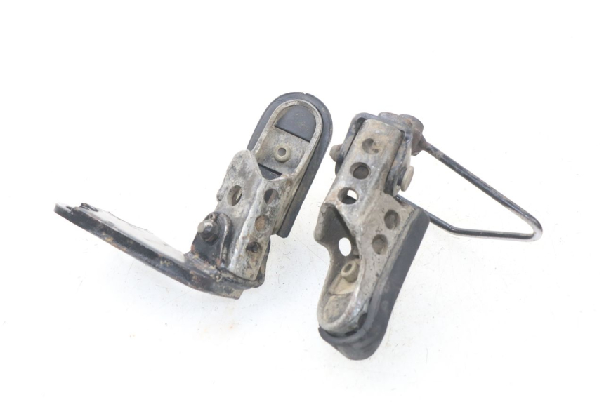 photo de COPPIA PEDANE ANTERIORI YAMAHA TW 125 (1998 - 2002)
