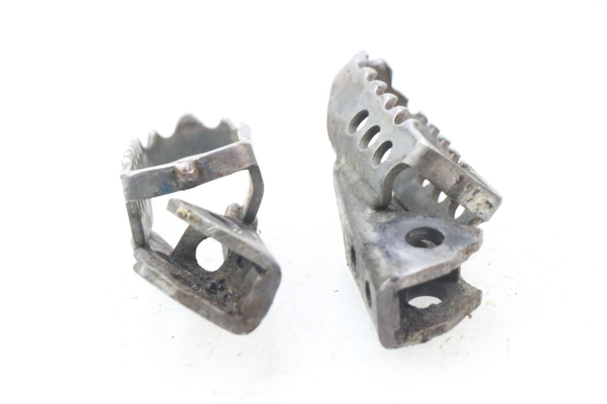 photo de PEDANA ANTERIORE YAMAHA YZ 80 (1998 - 2001)