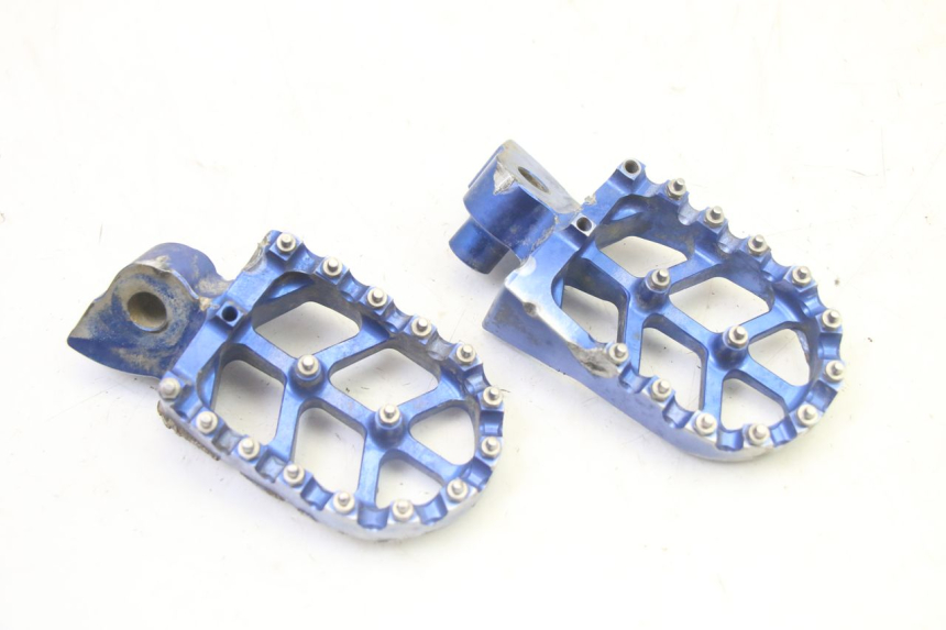 photo de PEDANA ANTERIORE YAMAHA YZ-F YZF 250 (2014 - 2018)