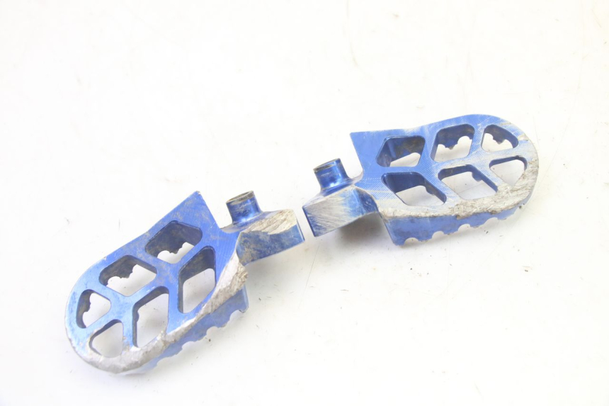 photo de PEDANA ANTERIORE YAMAHA YZ-F YZF 250 (2014 - 2018)