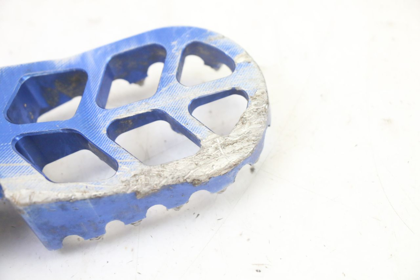 photo de PEDANA ANTERIORE YAMAHA YZ-F YZF 250 (2014 - 2018)