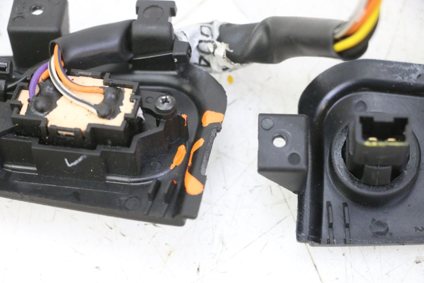 photo de COMMUTATORI PIAGGIO MP3 HPE 310 (2024 - 2025)