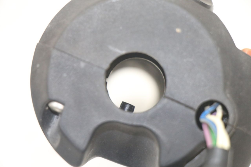 photo de COMMUTATORI PEUGEOT SATELIS COMPRESSOR K15 125 (2006 - 2009)