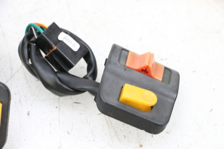 photo de PAIO DI COMANDI GUIDATA JM MOTORS SANTANA 50 (2014 - 2023) - Stato della superficie e materiale