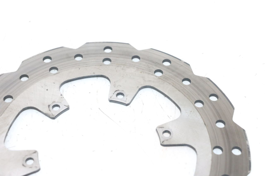 photo de COPPIA DISCO FRENO ANTERIORE PIAGGIO MP3 HPE 300 (2019 - 2026) - Dettagli dei punti di fissaggio