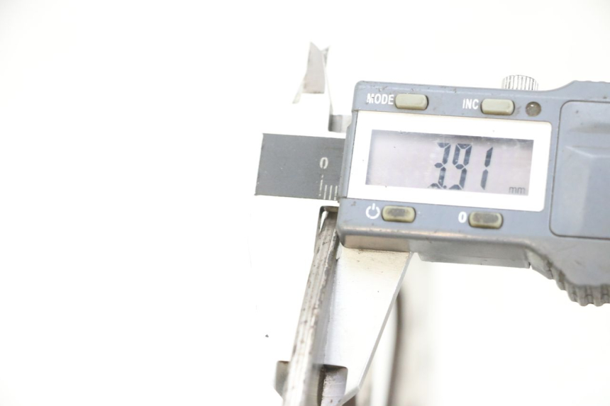 photo de COPPIA DISCO FRENO ANTERIORE PIAGGIO MP3 RL 250 (2007 - 2010) - Zoom sullo stato d'uso