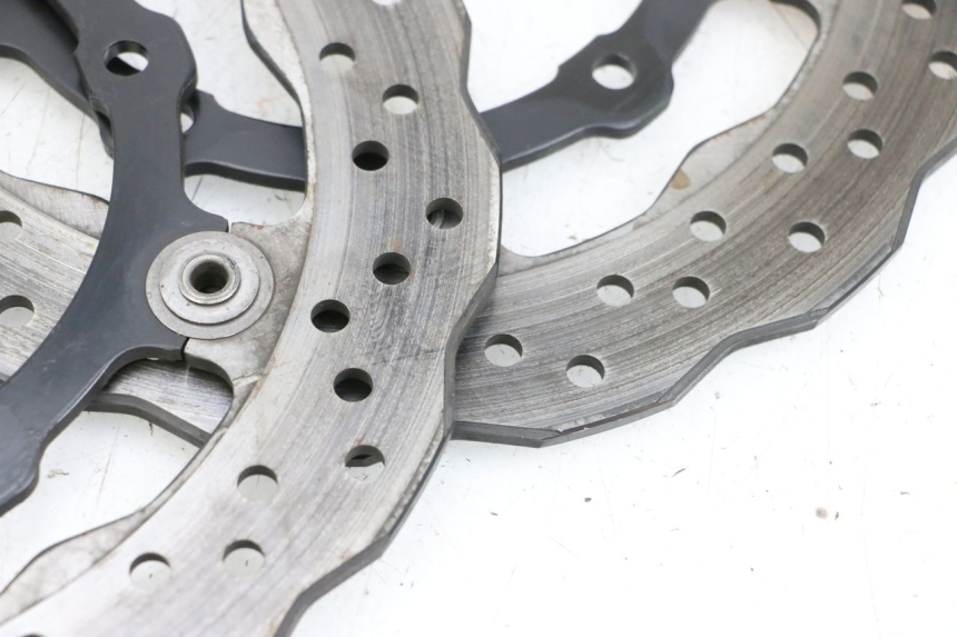 photo de COPPIA DISCO FRENO ANTERIORE YAMAHA MT-07 MT07 ABS 700 (2018 - 2020) - Vista d'insieme del prodotto