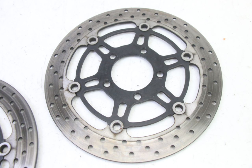 photo de COPPIA DISCO FRENO ANTERIORE SUZUKI SV S 650 (2003 - 2009)