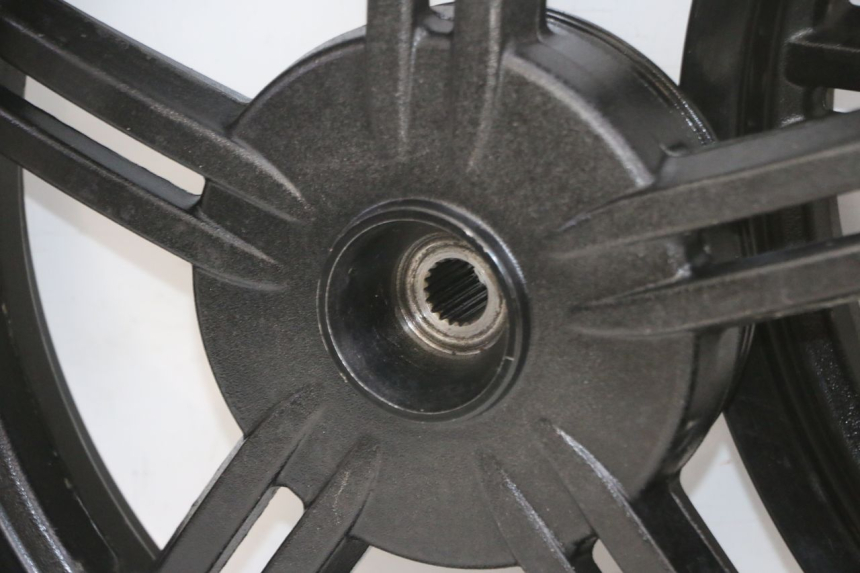 photo de COPPIA CERCHI KYMCO AGILITY 16+ 4T 50 (2018 - 2023) - Zoom qualità usato