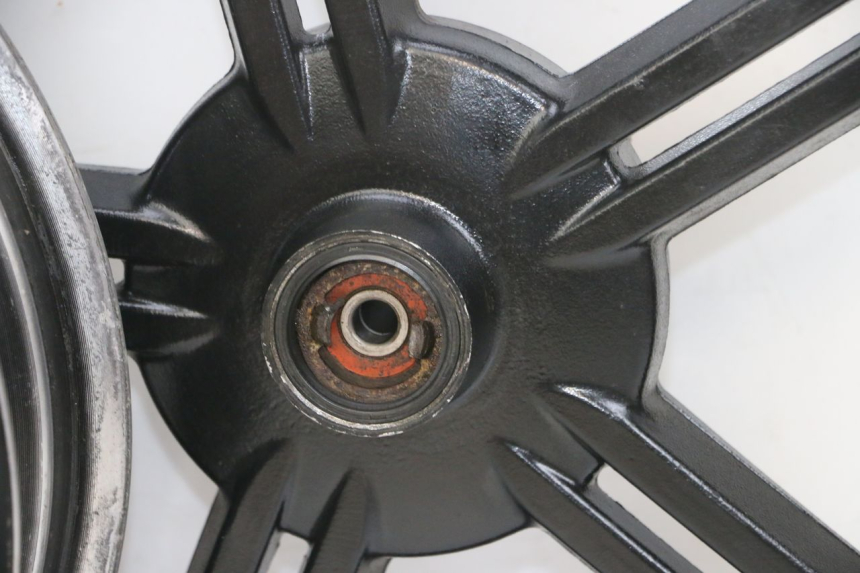 photo de COPPIA CERCHI KYMCO AGILITY 16+ 4T 50 (2018 - 2023) - Panoramica del profilo