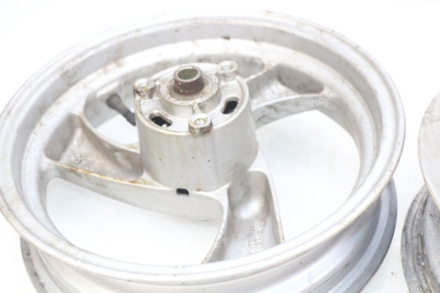 photo de COPPIA CERCHI PEUGEOT ELYSTAR 50 (2002 - 2014)