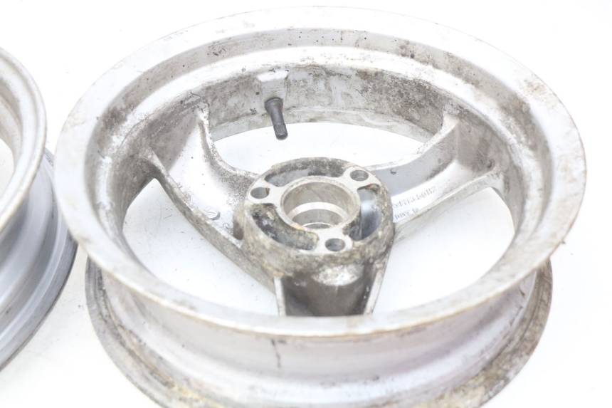 photo de COPPIA CERCHI PEUGEOT ELYSTAR 50 (2002 - 2014)