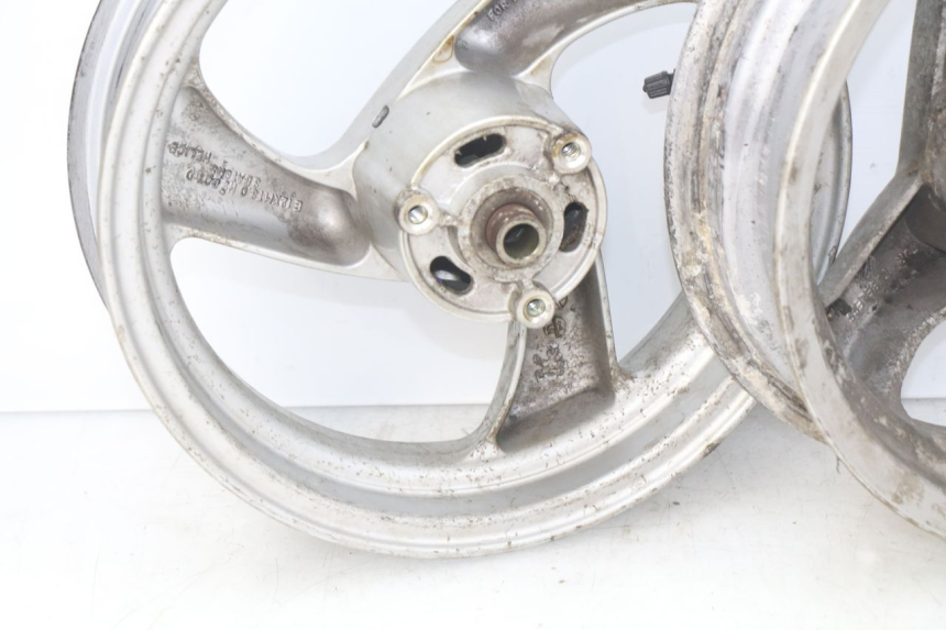 photo de COPPIA CERCHI PEUGEOT ELYSTAR 50 (2002 - 2014)