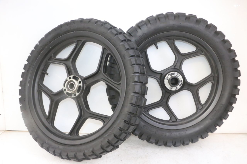 photo de COPPIA CERCHI BMW K 75 RT 750 (1989 - 1997)
