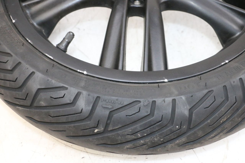 photo de COPPIA CERCHI PIAGGIO MP3 HPE 300 (2019 - 2026) - Primo piano tecnico