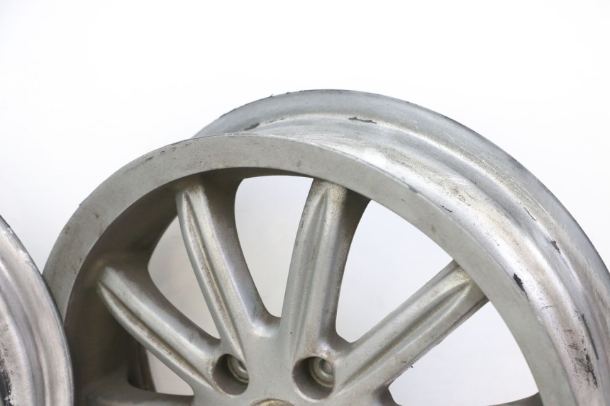 photo de COPPIA CERCHI PIAGGIO MP3 125 (2006 - 2014)