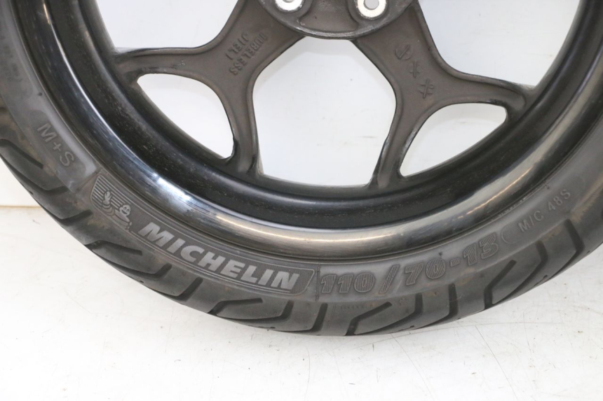 photo de COPPIA CERCHI PIAGGIO MP3 500 (2016 - 2018) - Zoom sui componenti