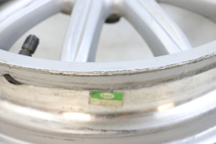 photo de COPPIA CERCHI PIAGGIO MP3 RL 250 (2007 - 2010) - Zoom sullo stato d'uso