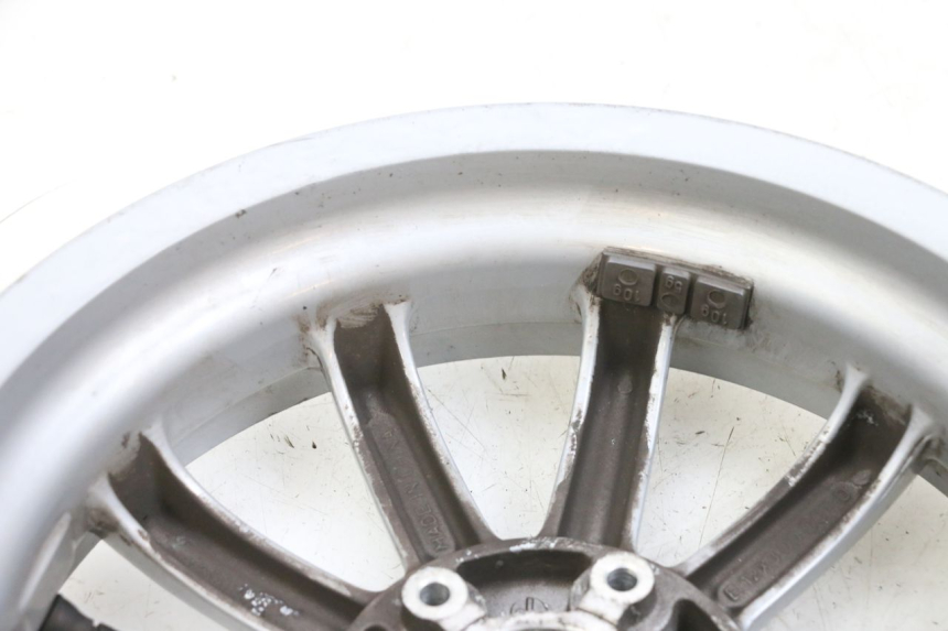 photo de COPPIA CERCHI PIAGGIO MP3 RL 250 (2007 - 2010) - Stato della superficie e materiale