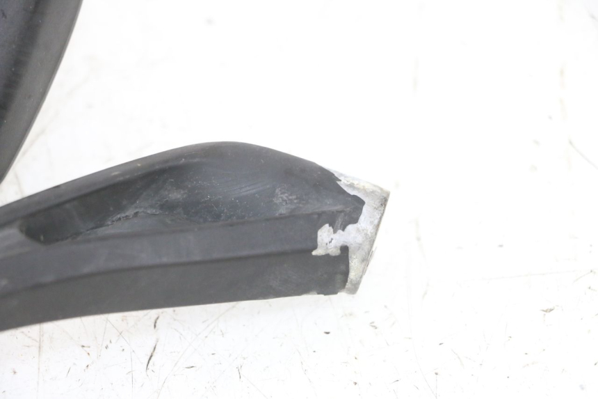 photo de SPECCHI JM MOTORS GTS 125 (2015 - 2019) - Stato della superficie e materiale