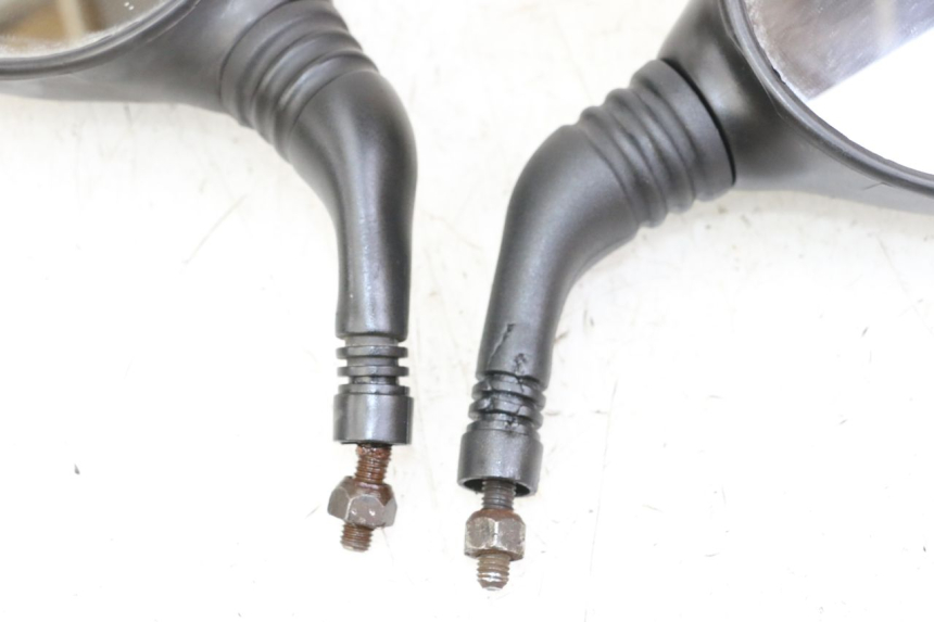photo de COPPIA SPECCHI RETROVISORI YAMAHA YP MAJESTY 125 (2007 - 2010)